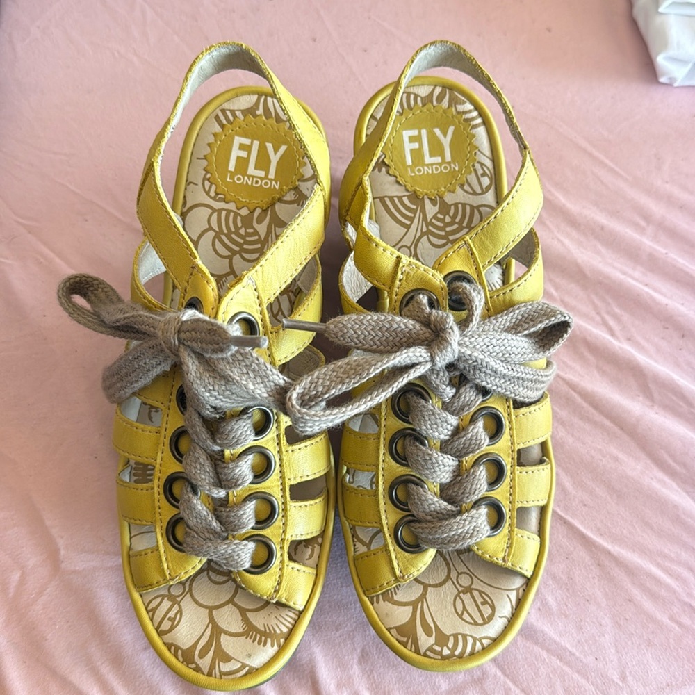 Fly London size 36 New with tags